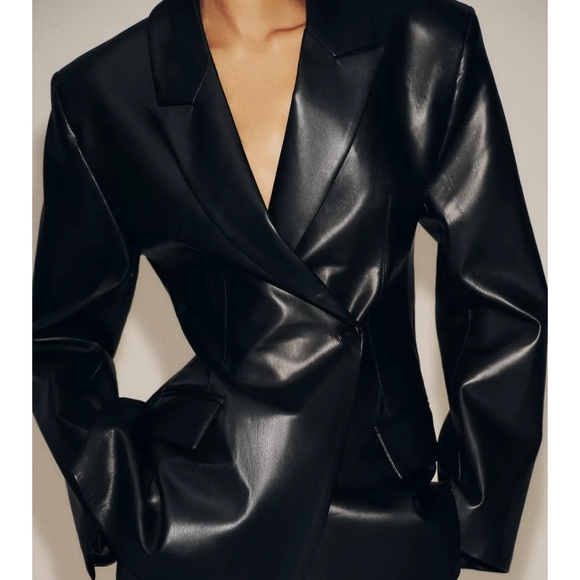 Zara Jackets & Blazers - **** IAM IN NEED OF Zara FITTED BlackFAUX LEATHER ART1255 765 800 Do Not Buy!!!!